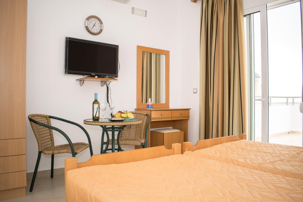 Red Hibiscus Stegna Guest House Archangelos  Exterior foto
