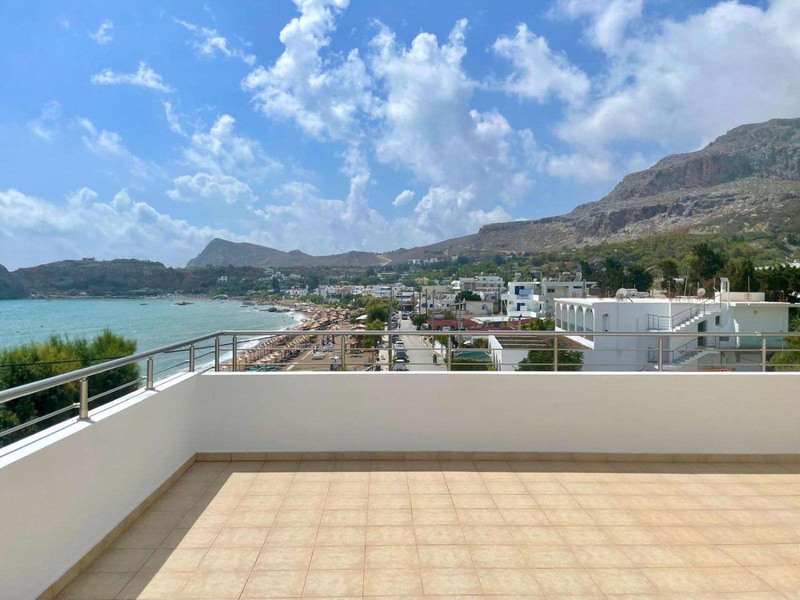 Red Hibiscus Stegna Guest House Archangelos  Exterior foto