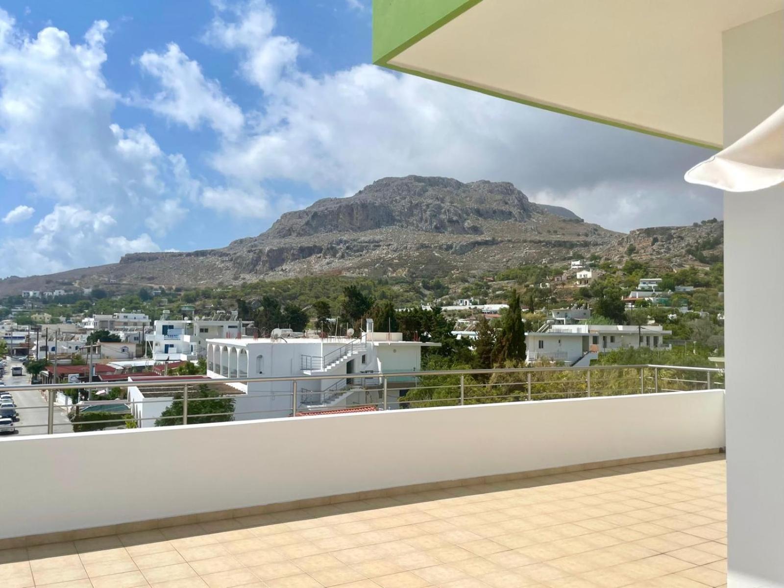 Red Hibiscus Stegna Guest House Archangelos  Exterior foto